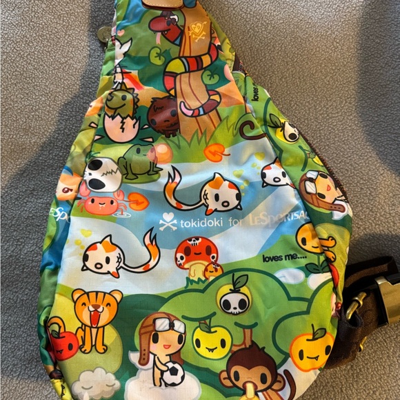 Colorful Tokidoki by LeSportSac Sling in EUC - Picture 6 of 13